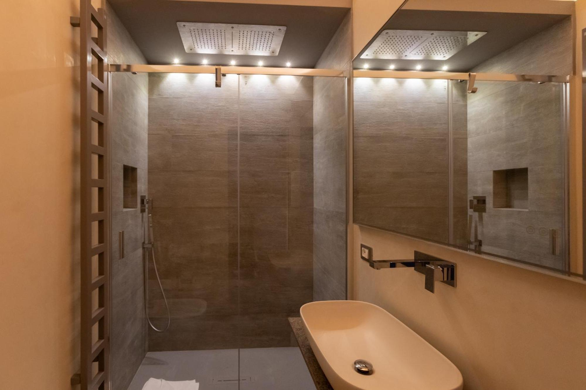 Fontana Di Trevi Roma Luxury Suite Eksteriør billede