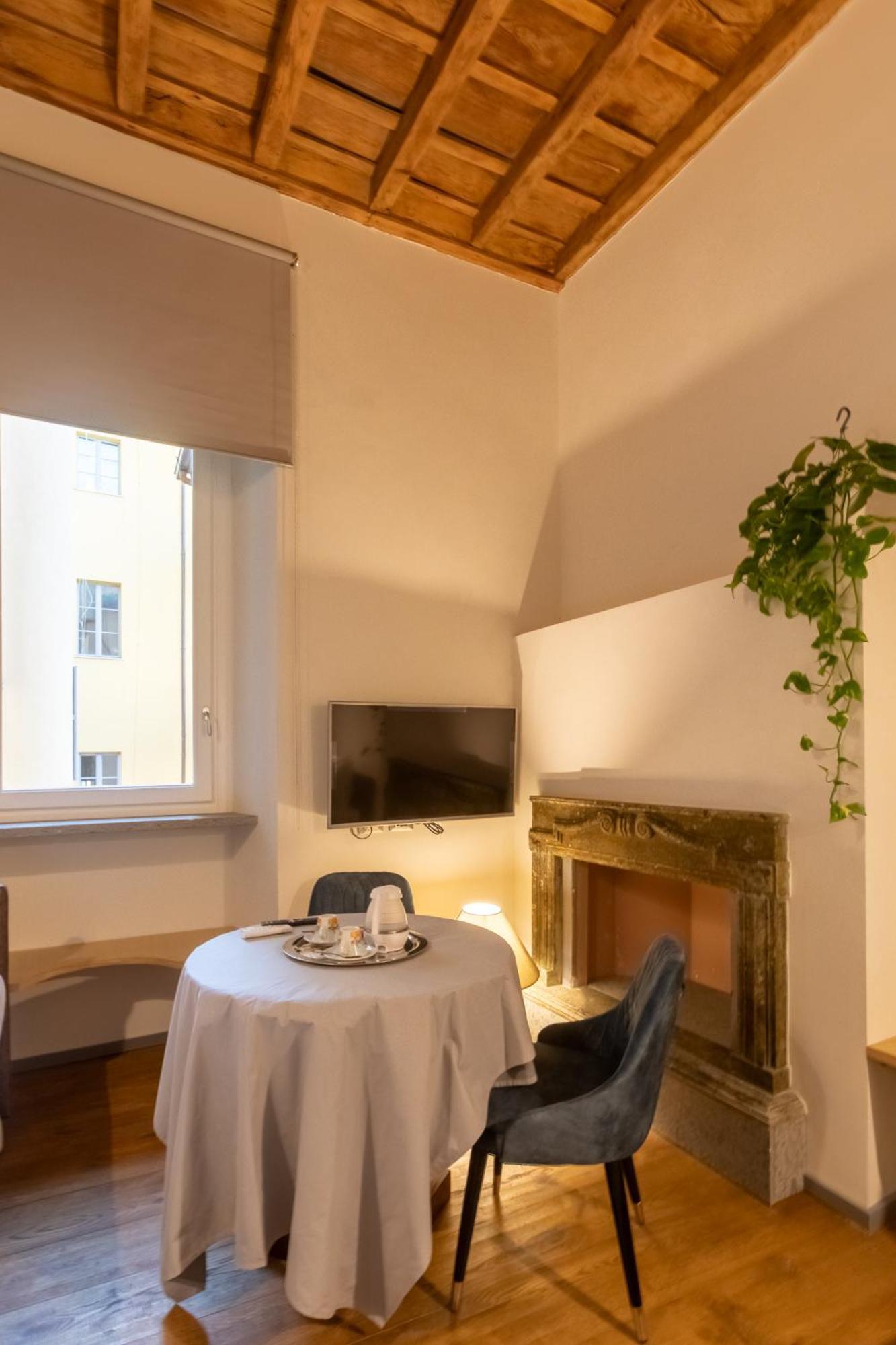 Fontana Di Trevi Roma Luxury Suite Eksteriør billede