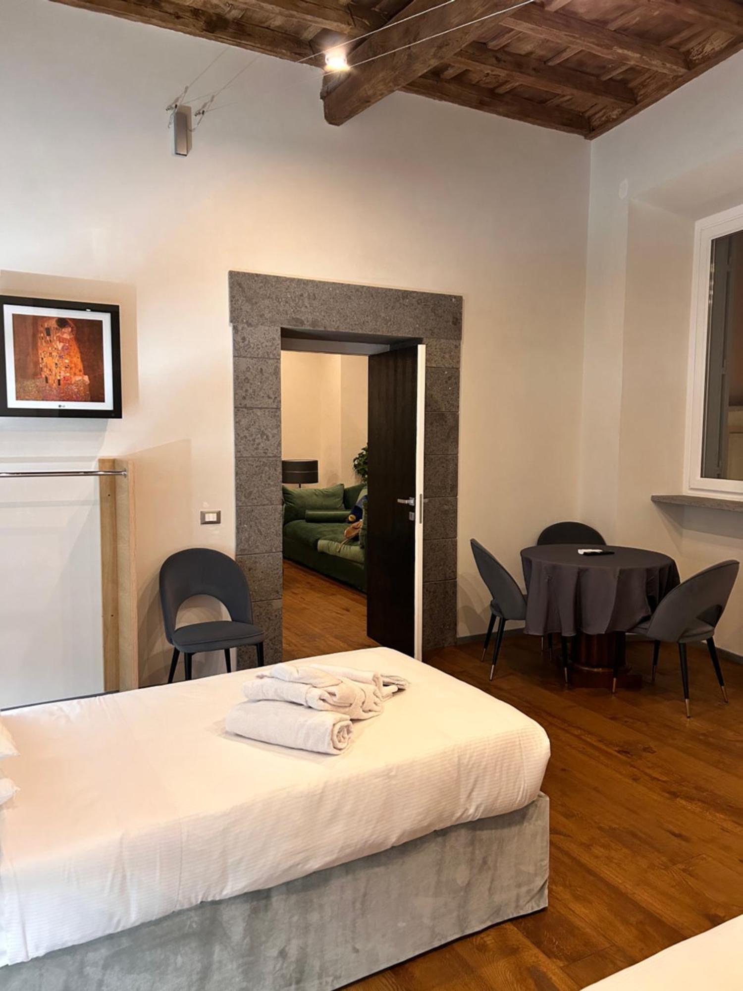 Fontana Di Trevi Roma Luxury Suite Eksteriør billede
