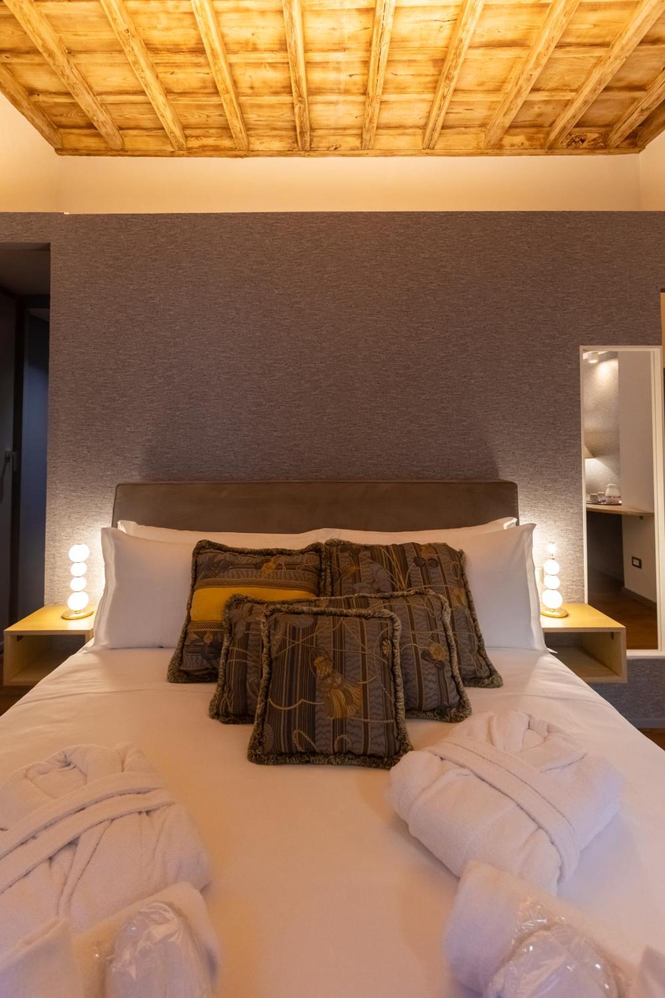Fontana Di Trevi Roma Luxury Suite Eksteriør billede