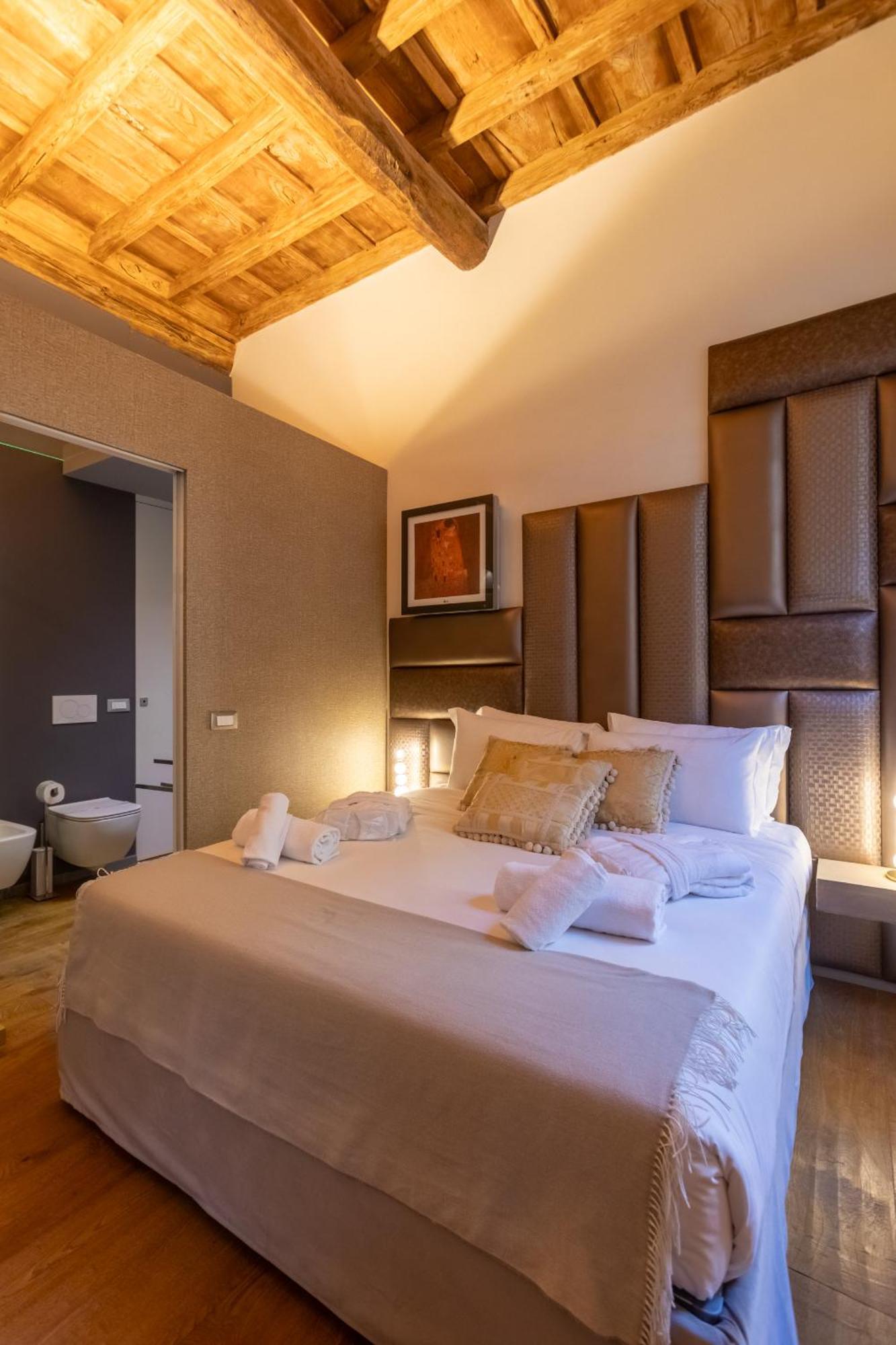Fontana Di Trevi Roma Luxury Suite Eksteriør billede